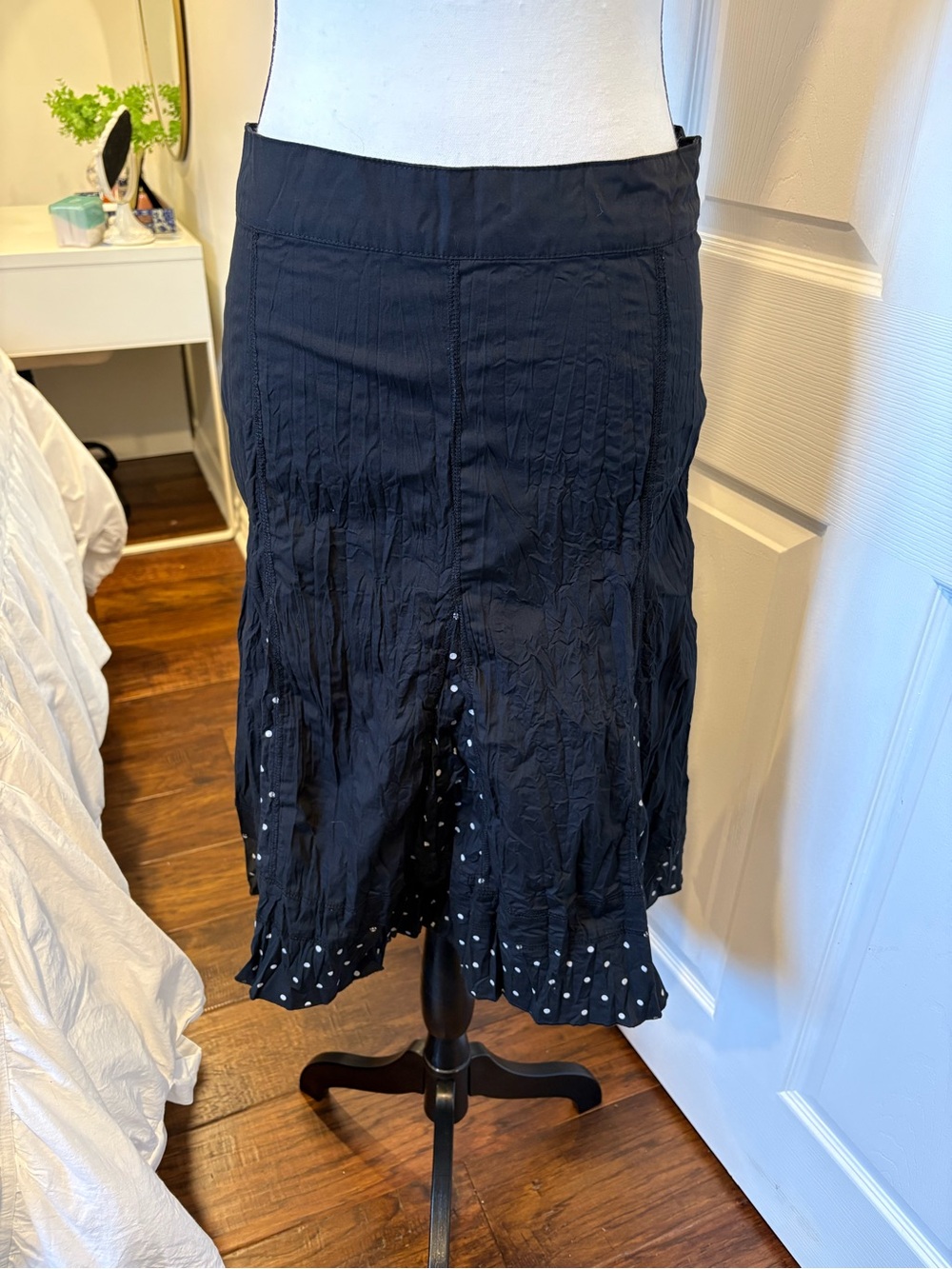 🌷Daniel Laurent Black Polka Dot Midi Skirt Size 10 3$30